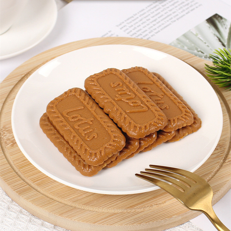 Kue Simulasi Kue Palsu Model M - Photography Food ulasan dan harga
