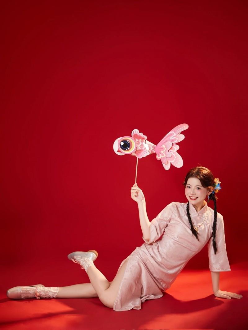Kostum Fotografi Studio Cina V - Photography Of The Year 2025 ulasan dan harga