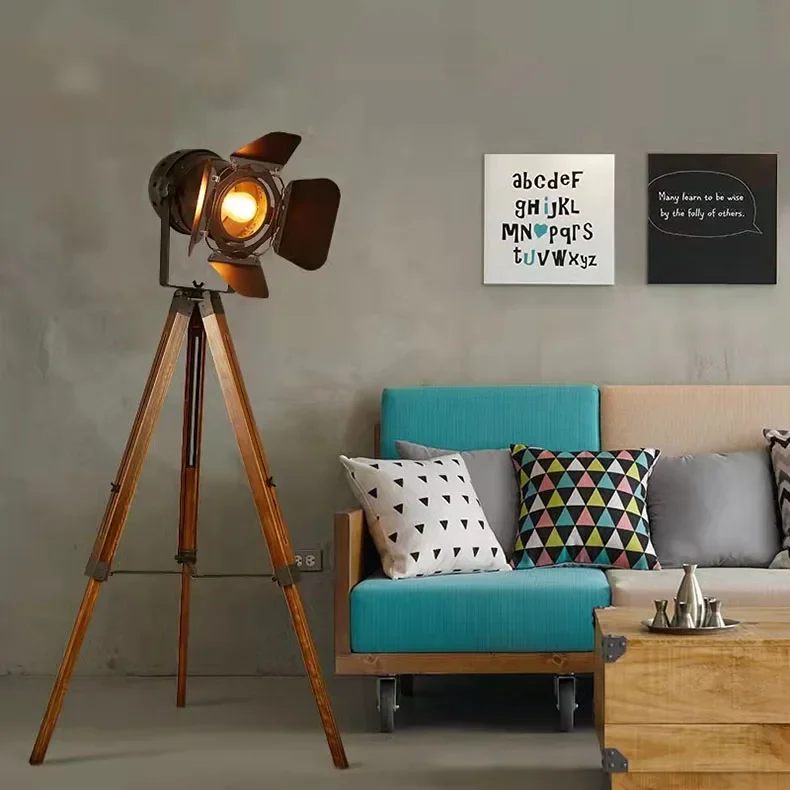 Lampu Lantai Kayu Antik Amerik - Photography Of The Year 2025 ulasan dan harga