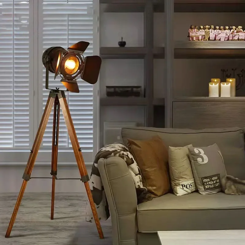 Lampu Lantai Kayu Antik Amerik - Photography Of The Year 2025 ulasan dan harga